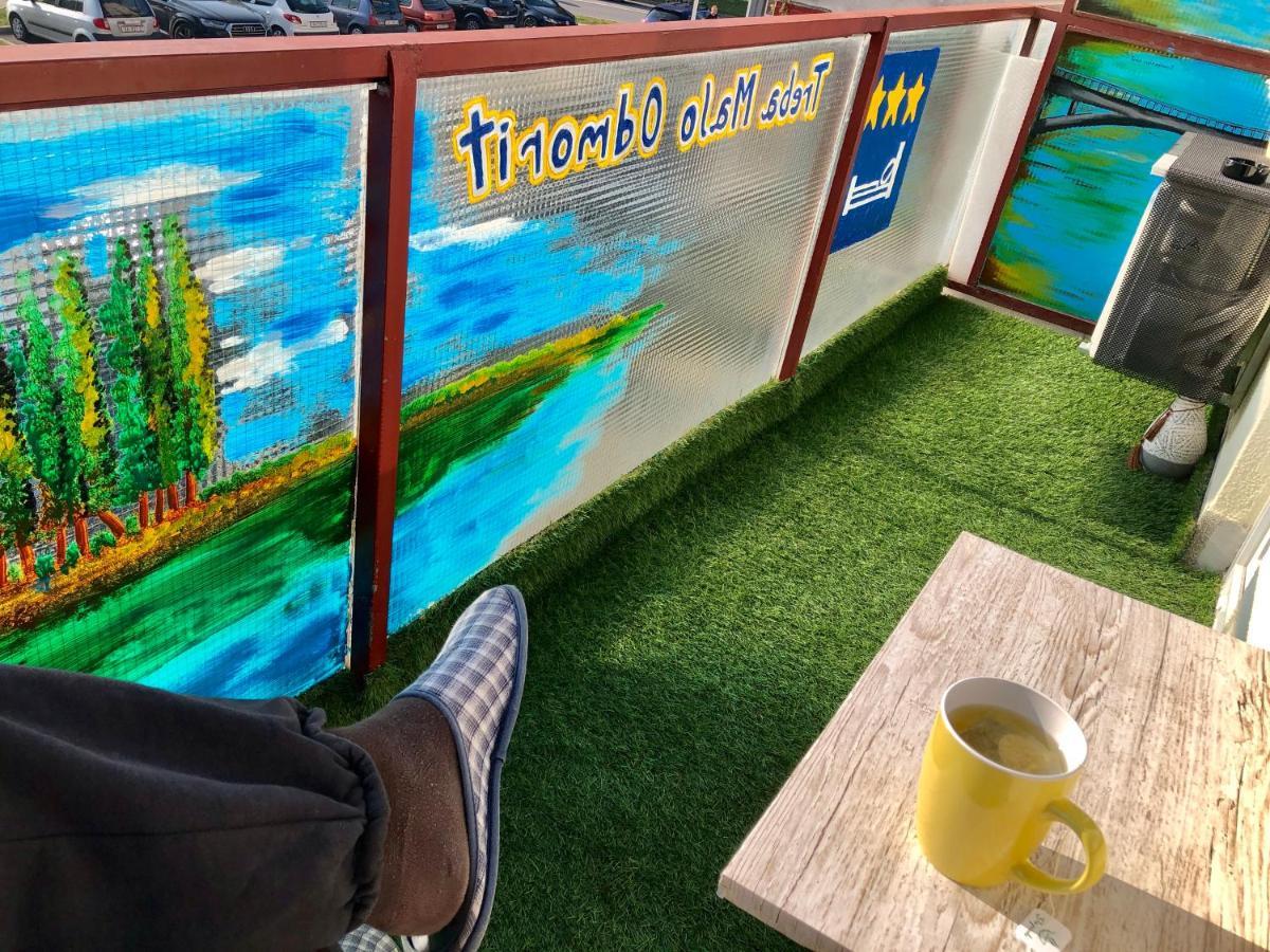 Treba Malo Odmorit - Self Check-In Option, Family Room, Ps4 Pro, Free Parking Karlovac Eksteriør bilde